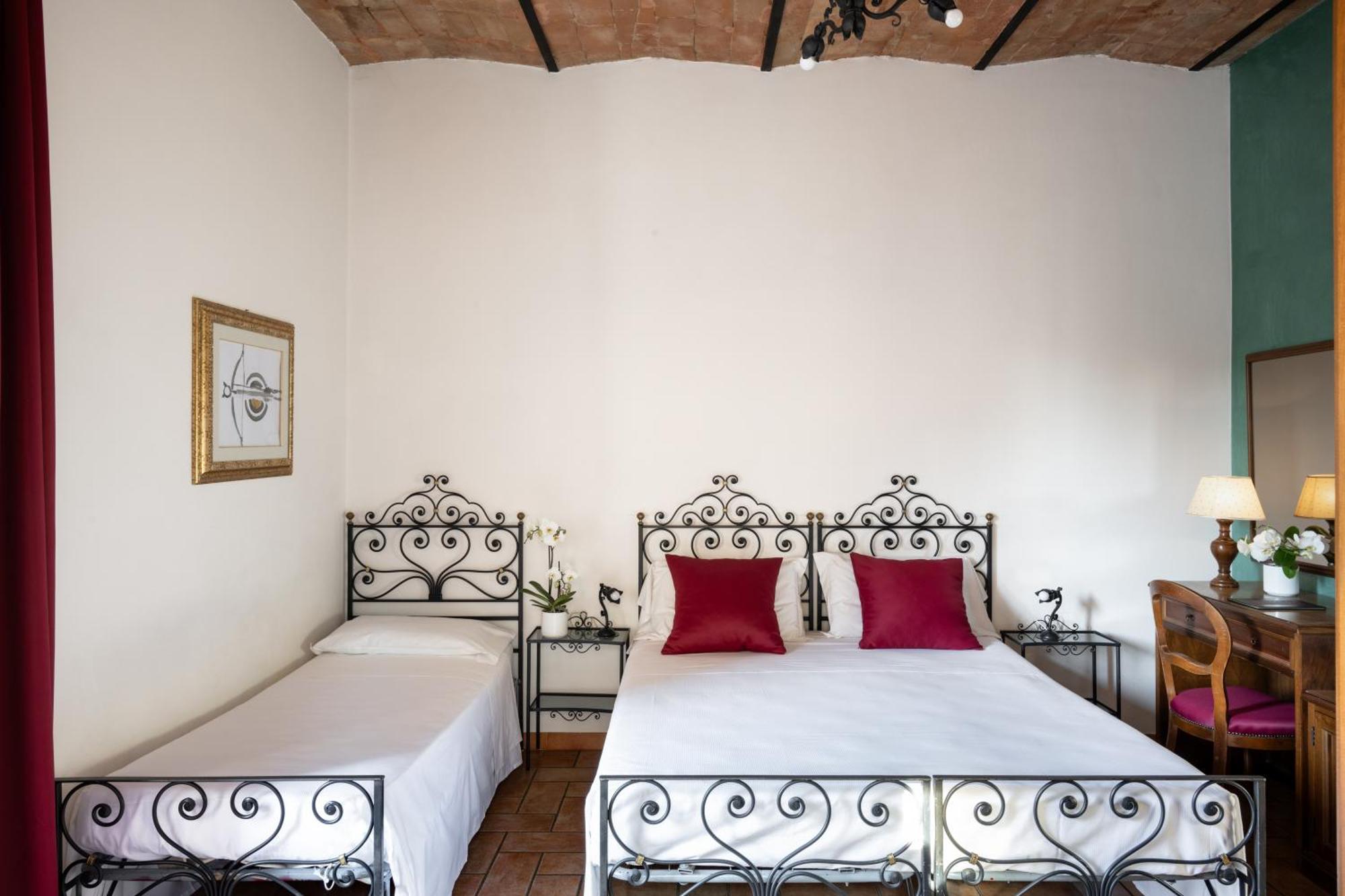 Hotel San Marco Губбио Экстерьер фото